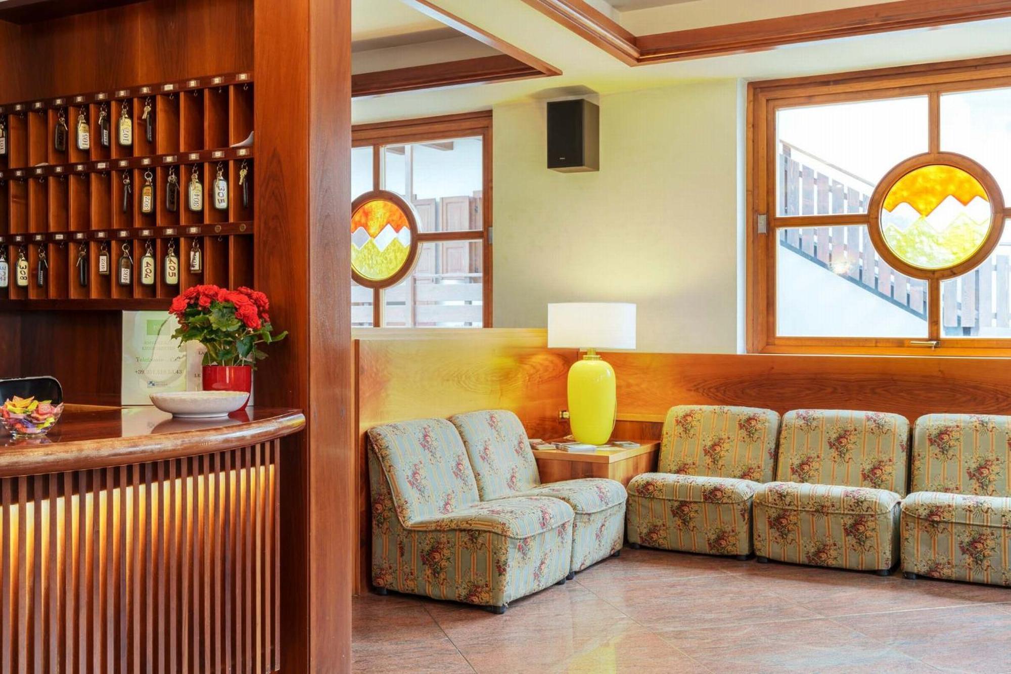 Best Western Hotel Nevada San Vito di Cadore Esterno foto