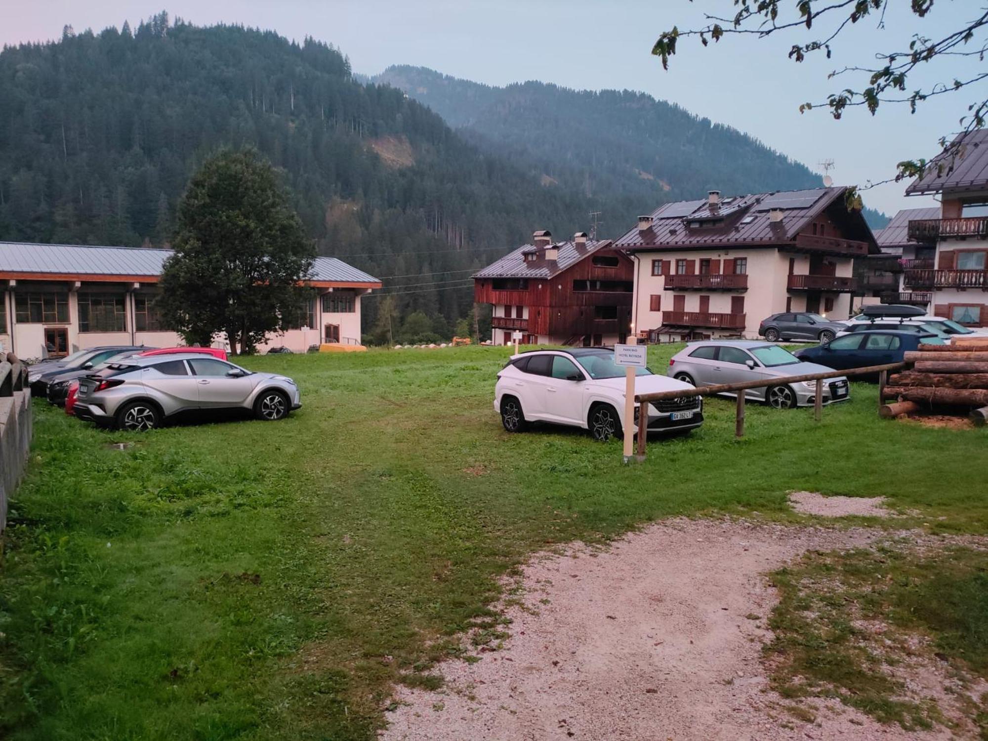 Best Western Hotel Nevada San Vito di Cadore Esterno foto