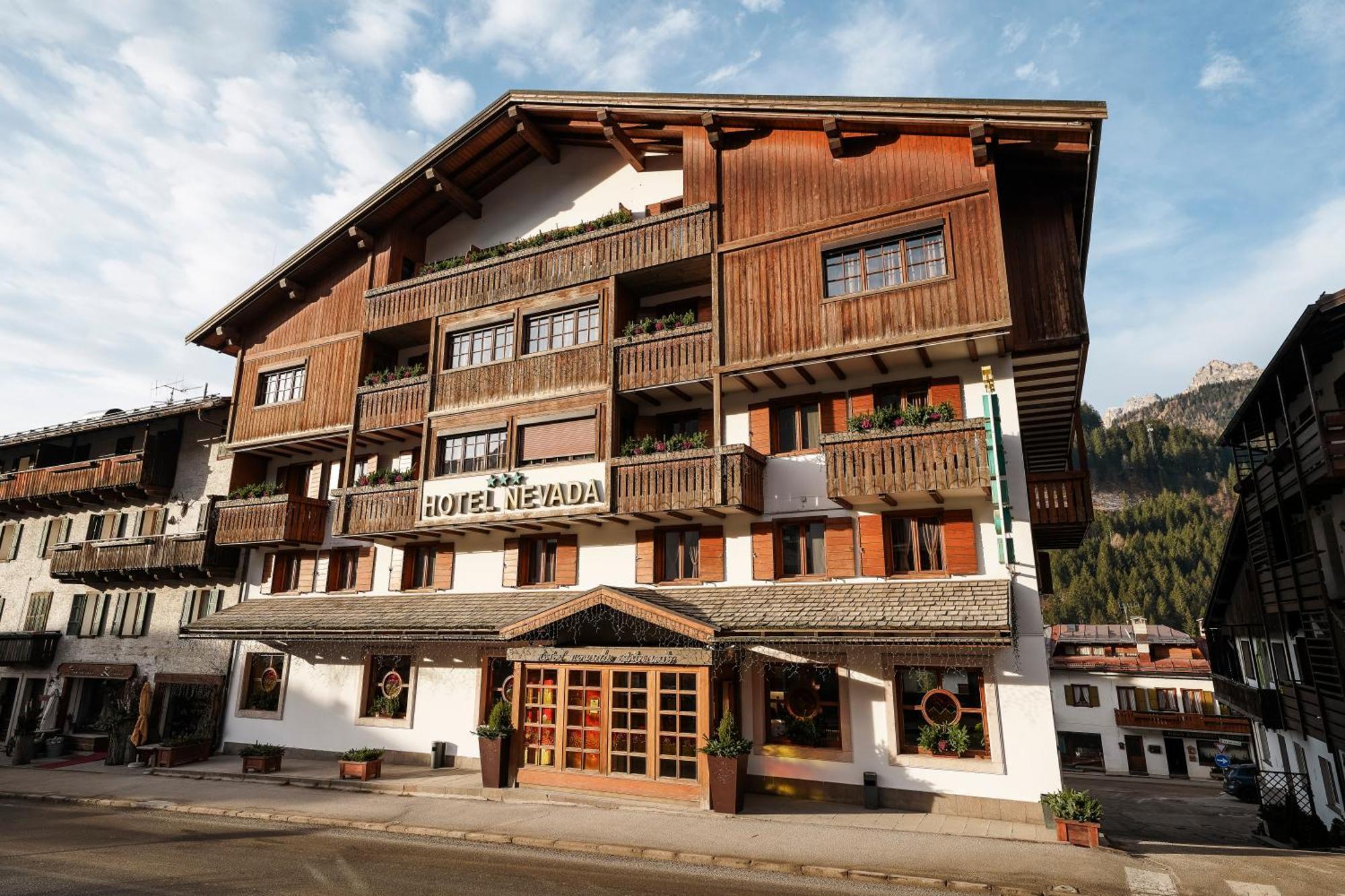Best Western Hotel Nevada San Vito di Cadore Esterno foto