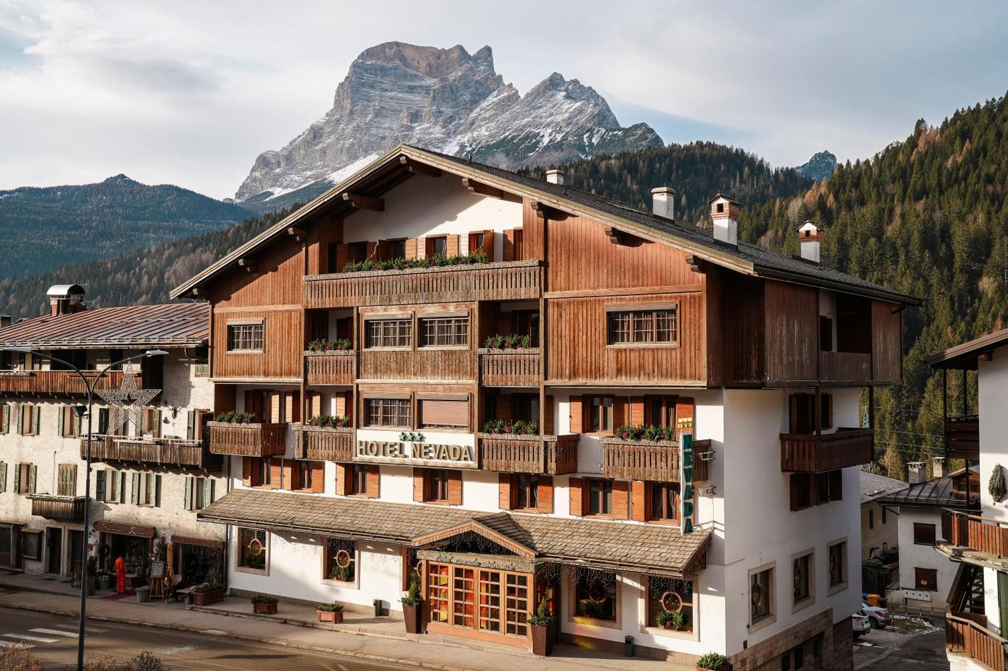 Best Western Hotel Nevada San Vito di Cadore Esterno foto
